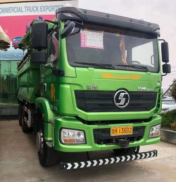 二手侧翻自卸车半挂车的使用优势