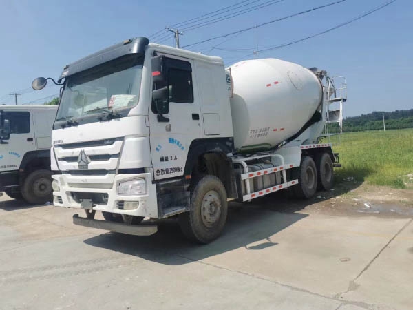 二手半挂搅拌车能拉多少方