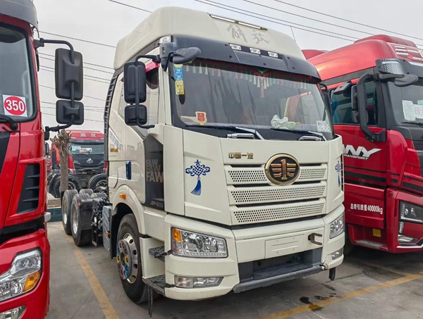 二手牵引车 解放J6P500马力