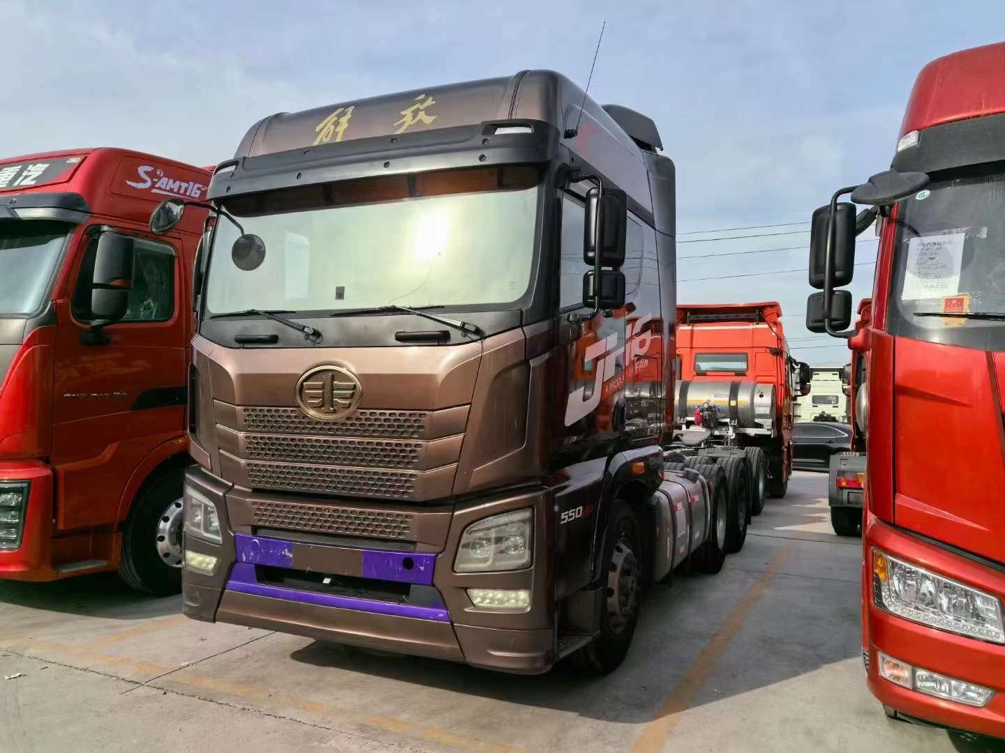 二手牵引车解放JH6 550马力