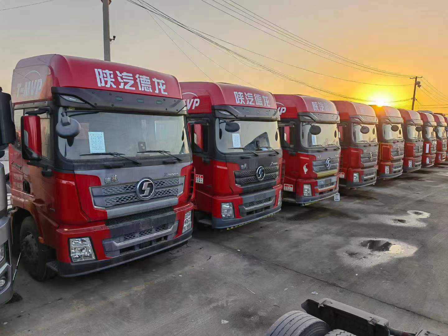 陕汽德龙X3000二手牵引车