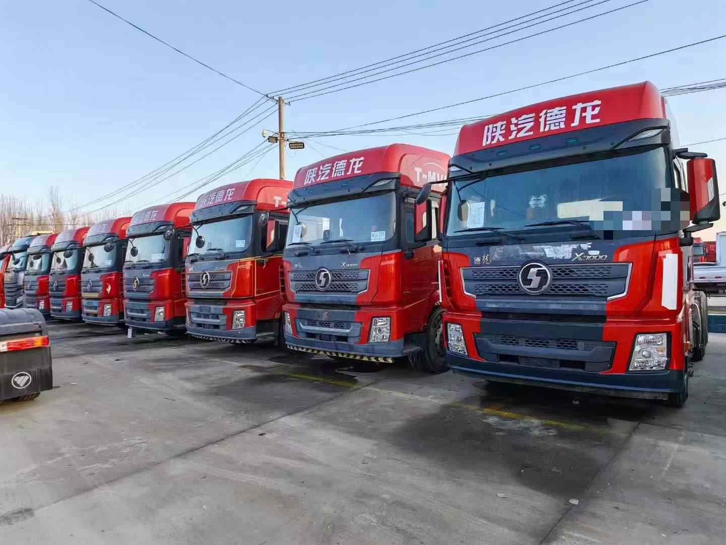 陕汽德龙X3000二手牵引车550马力的牵引车怎么样？