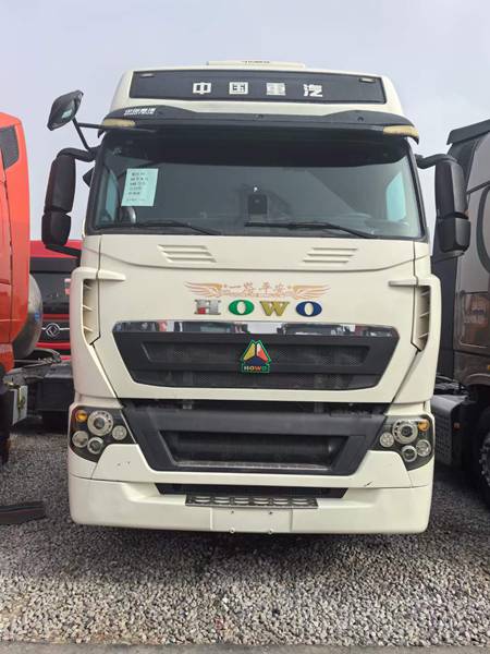 二手豪沃t7牵引车头